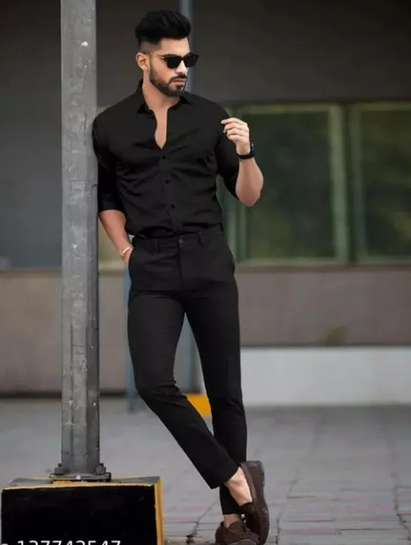 Black_Men_Solid_Button_Down_Collar_Casual_Shirt_Regular_Fit