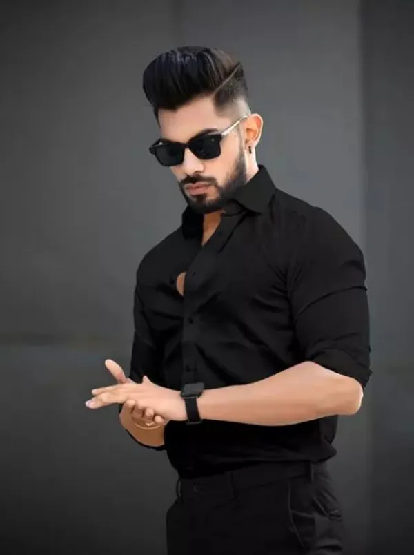 Black_Men_Solid_Button_Down_Collar_Casual_Shirt_Regular_Fit