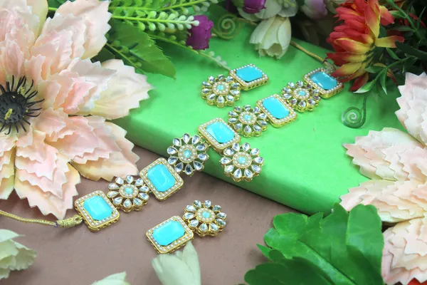 Firoza_Kundan_Stylish_Necklace_Set_Wedding_Traditional_Jewellery_Set_With_Earrings_|_Exclusive_Jewellery_Accessories