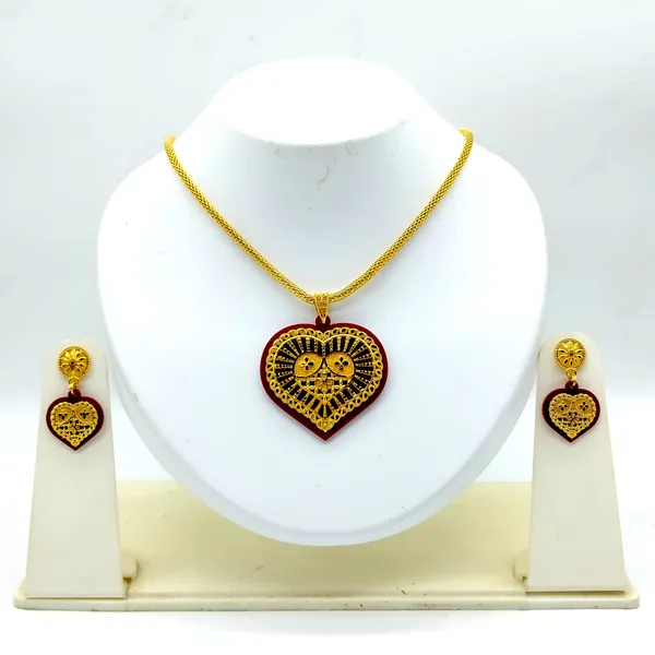Gold-Plated_Alloy_chain_pendant_set_with_1_pair_of_earring_|_Premium_Jewelry_Accessories
