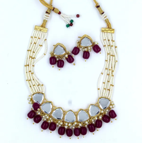 Gold_Plated_Necklace_Traditional_Pearl_&_Kundan_Studded_Choker_Jewellery_Set_|_Exclusive_Jewellery_Accessories