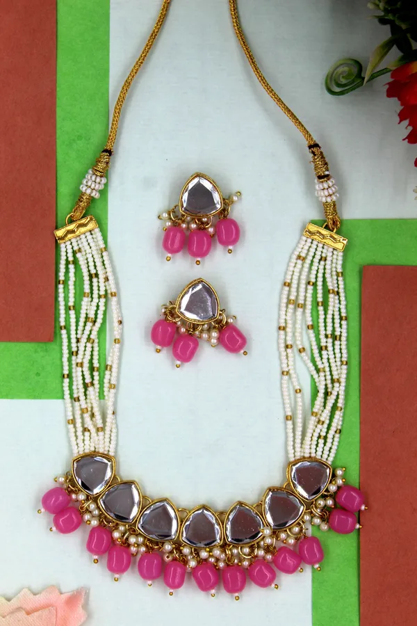Gold_Plated_Necklace_Traditional_Pearl_&_Kundan_Studded_Choker_Jewellery_Set_|_Exclusive_Jewellery_Accessories