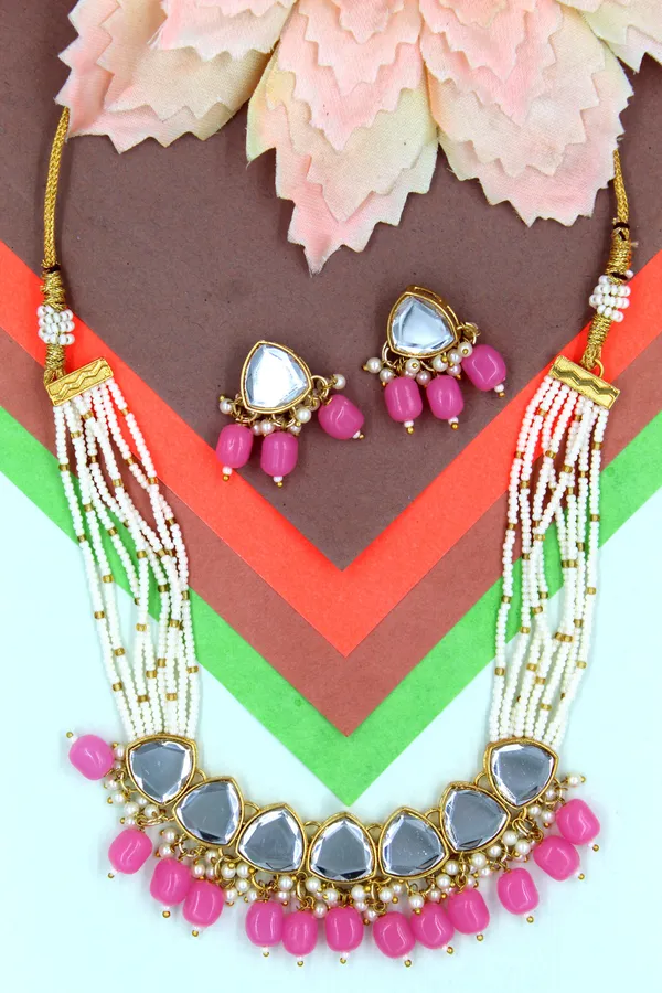 Gold_Plated_Necklace_Traditional_Pearl_&_Kundan_Studded_Choker_Jewellery_Set_|_Exclusive_Jewellery_Accessories