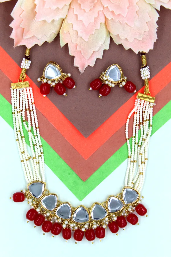 Gold_Plated_Necklace_Traditional_Pearl_&_Kundan_Studded_Choker_Jewellery_Set_|_Exclusive_Jewellery_Accessories