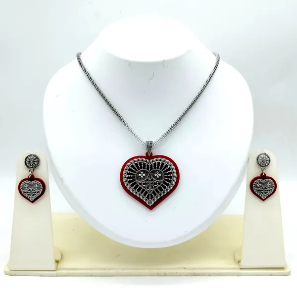 Silver-Plated_Alloy_chain_pendant_set_with_1_pair_of_earring_|_Premium_Jewelry_Accessories