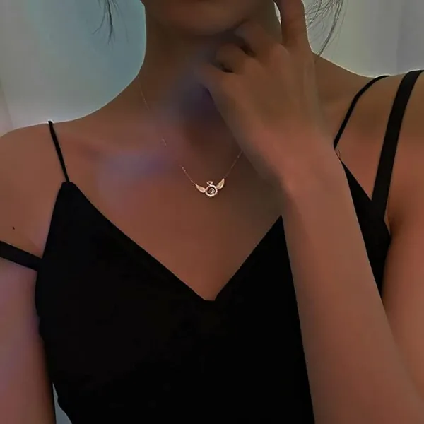 Angle_Wing_Pendant_For_Women