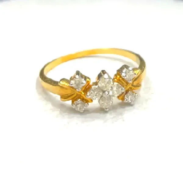 NJ's_natural_diamond_ladies_ring