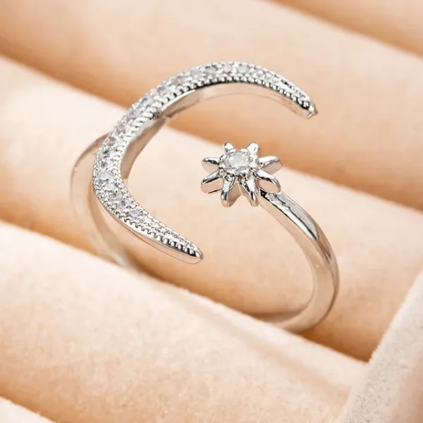 Moonstar_Cubic_Zirconia_Ring_For_Women