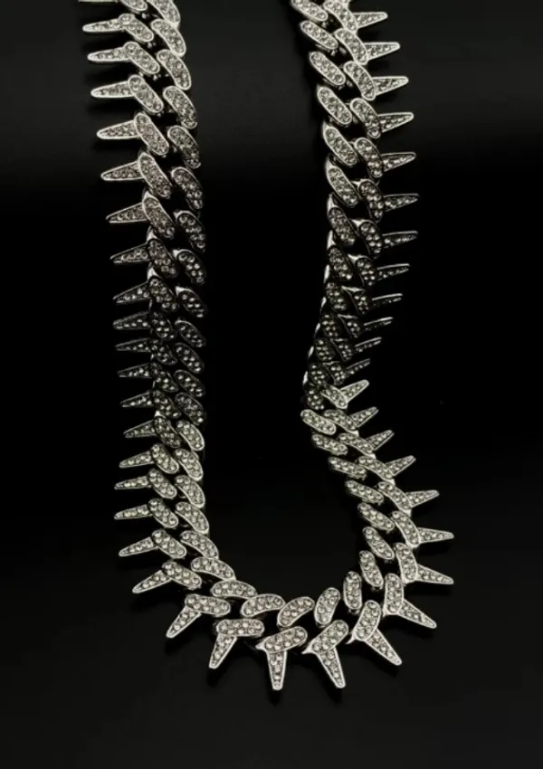 NJ's_Hip_hop_Cuban_chain