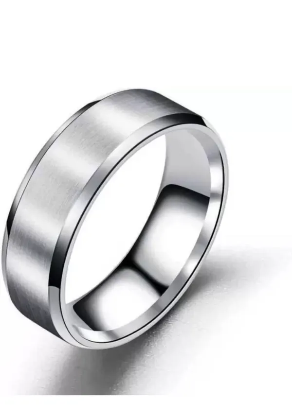 NJ's_metal_ring