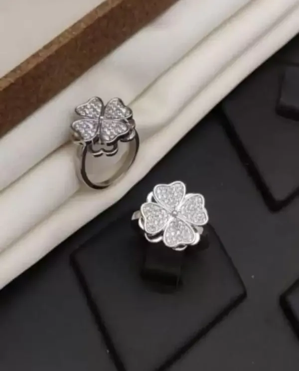 NJ's_rotating_four_heart_silver_ring_