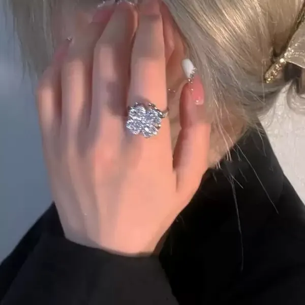 NJ's_rotating_four_heart_silver_ring_