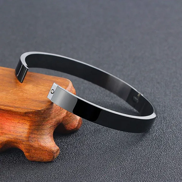Stylish_Mens_Kada_Stainless_Steel_Titanium_Plated