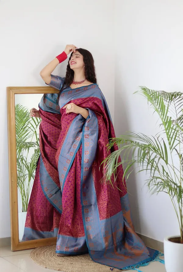 Saree_Is_Elegantly_Decorated_With_Gorgeous_Solid_Jacquard_Weave_That_Gives_A_Perfect_Look_To_Outfit_(ALMAARI-801-_MAGENTA_FIROJI)