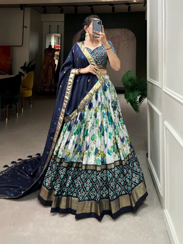 Dola_Silk_Blue_Patola_Print_Traditional_Lehenga_Choli_(Flower_N.Blue)