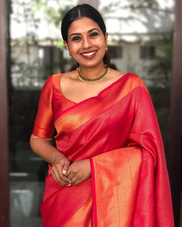 Admirable_Red_Soft_Silk_Saree_Stylish_Blouse_Piece_(MC-229_2FD_RED)