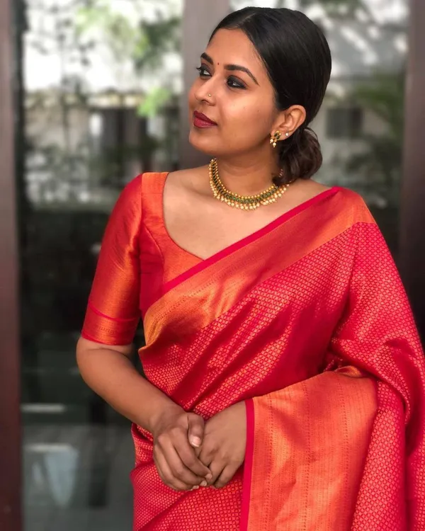 Admirable_Red_Soft_Silk_Saree_Stylish_Blouse_Piece_(MC-229_2FD_RED)
