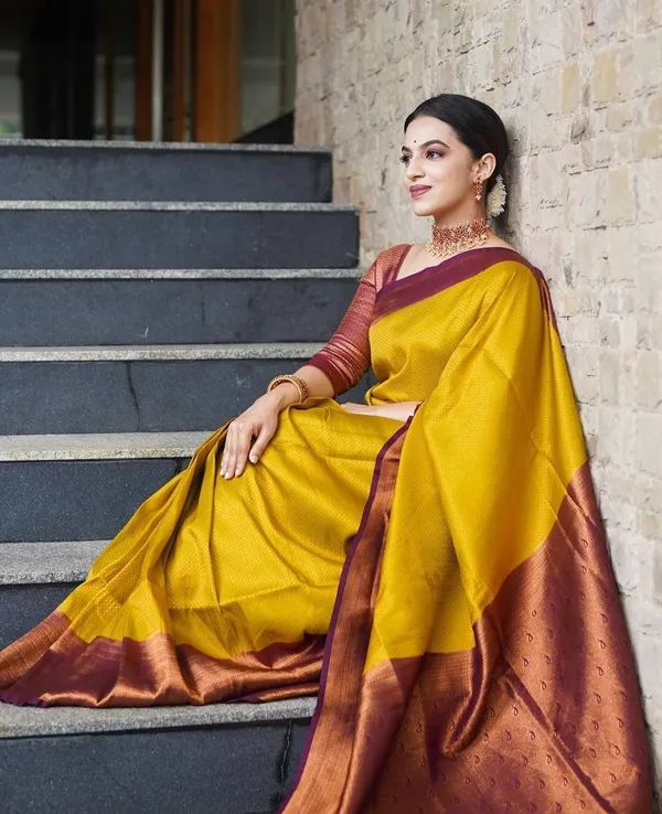 Yellow_Maroon_Zari_Woven_Kanjivaram_Silk_Saree_(MC-229_(3FD)_YELLOW-MAROON)