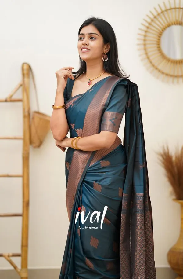 Rama_Soft_Silk_Saree_With_Dissemble_Blouse_Piece_(MC-230_(2FD)_RAMA)