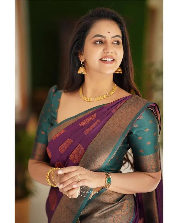 Purple_Color_Zari_Woven_Kanjivaram_Silk_Saree_With_Blouse_(MC-555_(3FD)_PURPLE)
