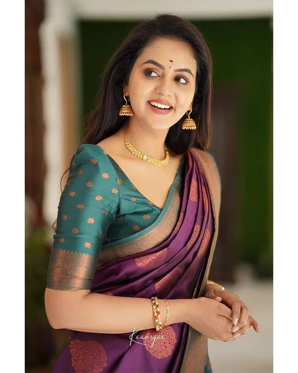 Purple_Color_Zari_Woven_Kanjivaram_Silk_Saree_With_Blouse_(MC-555_(3FD)_PURPLE)