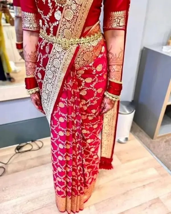 Ethnic_Dark_Pink_Soft_Silk_Saree_With__Blouse_Piece_(MC-558_(2FD)_RED)