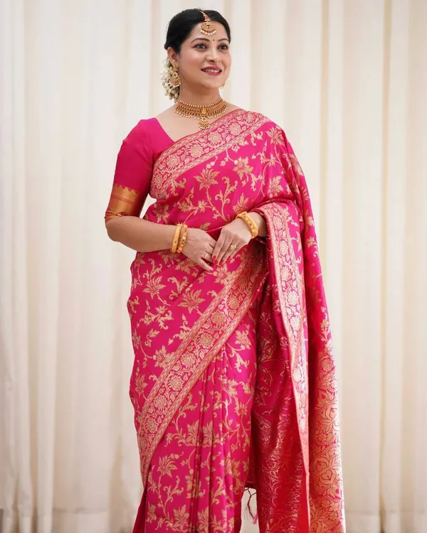 Ethnic_Pink_Soft_Silk_Saree_With_Moiety_Blouse_Piece_(MC-568_PINK)