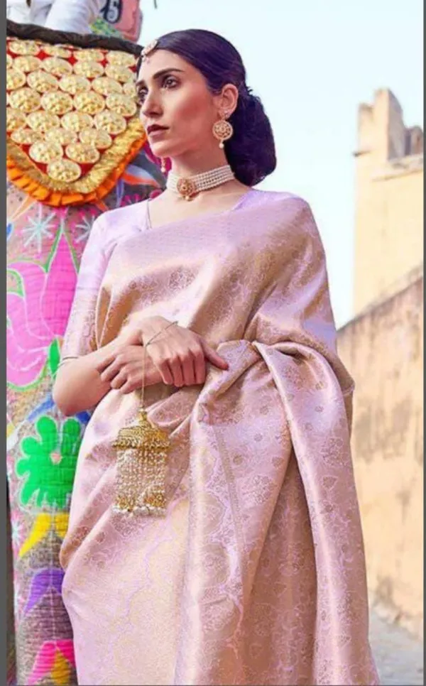 Diaphanous_Baby_Pink_Kanjivaram_Silk_Saree_With_Moiety_Blouse_Piece_(MC-605_BABY_PINK)