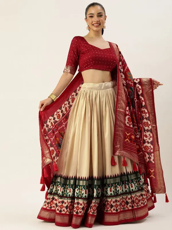 White_Dola_Silk_Patola_Print_Traditional_Lehenga_Choli