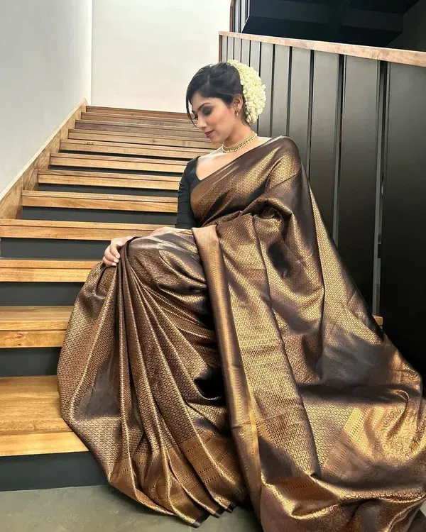 Admirable_Black_Soft_Silk_Saree_Stylish_Blouse_Piece_(MC-229_2FD_BLACK_2)