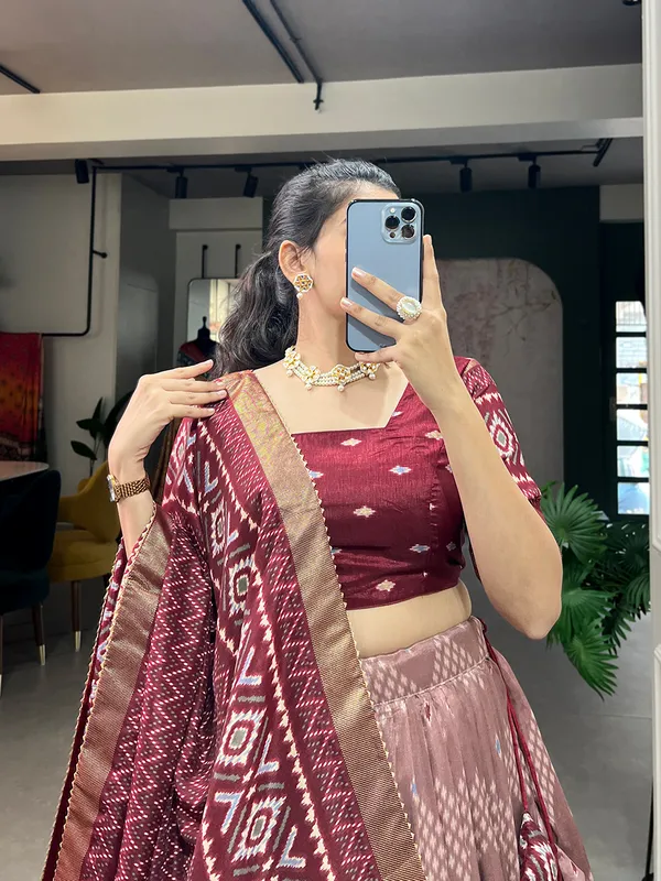 MAROON_COLOR_SILK_LEHENGA_CHOLI_WITH_PATOLA_PRINT_DUPATTA