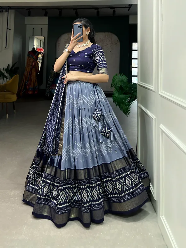 NAVY_BLUE_COLOR_SILK_LEHENGA_CHOLI_WITH_PATOLA_PRINT_DUPATTA