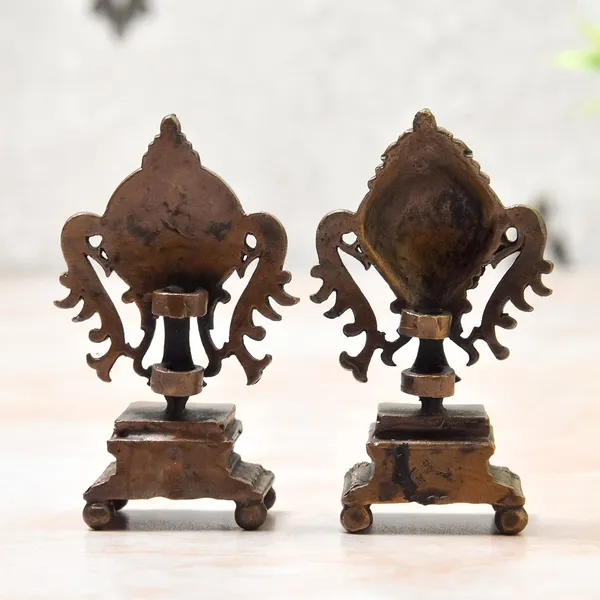 _2.6_inches,_Copper_Handmade_Shanku_Chakra_Duo_with_Incense_Sticks_Holder_,_130_Grams_,_Patina_Antique_Finish_,_Pack_of_1_Piece
