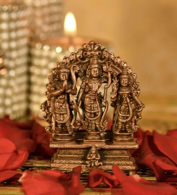 Decor_Pure_Copper_Handmade_Lord_Ram_Darbar_Murti_|_Rama_Sita_Lakshman_Hanuman_Statue_|_Ram_Parivar_Murti_for_Home_Temple_Blessing,_Happiness,_Health,_Wealth_|_Small_Size_2.65_Inch_Approx