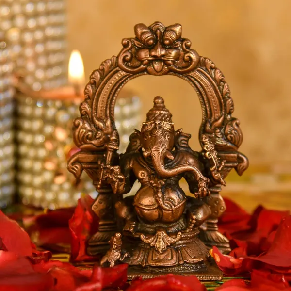 Decor_Copper_Handmade_Prabhavalli_Ganesha_3.75_inches_Sitting_Idol_Statue_Showpiece_for_Home_Temple_Decor_II_Office_Desk_II_Nice_Gift_Ideal_for_Good_Luck_Wishes_II