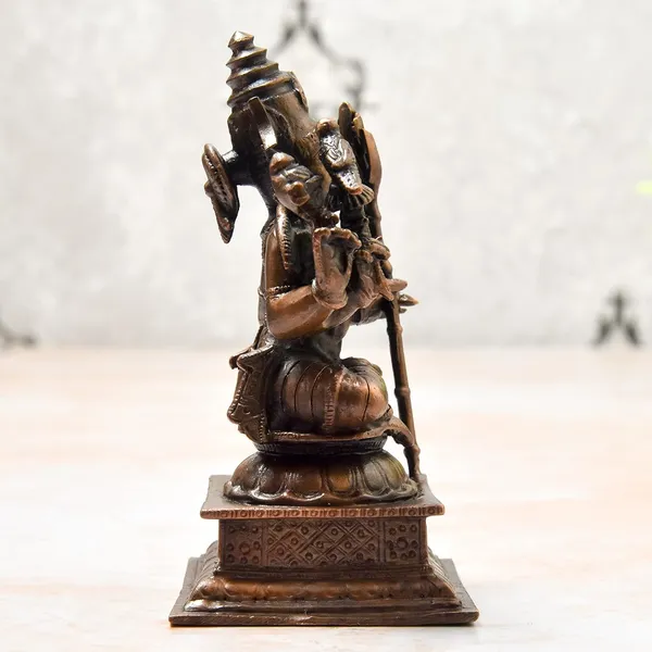 _4_inches,_Copper_Handmade_Meenakshi_Devi_|_kamakshi_Devi_Idol,_430_Grams_,_Patina_Antique_Finish_,_Pack_of_1_Piece