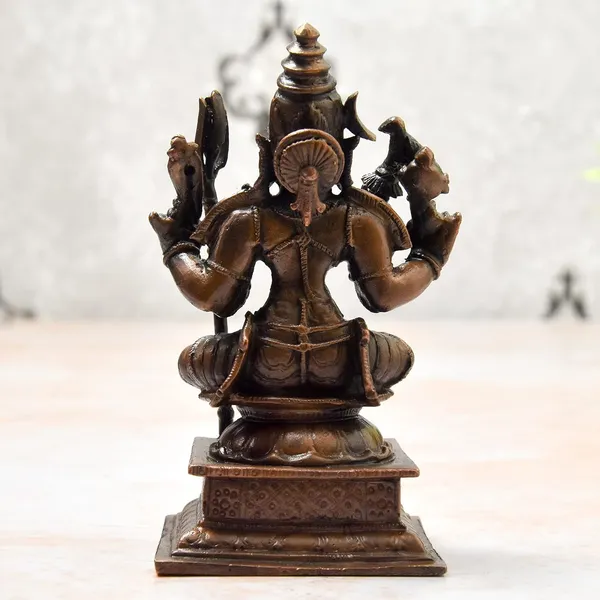 _4_inches,_Copper_Handmade_Meenakshi_Devi_|_kamakshi_Devi_Idol,_430_Grams_,_Patina_Antique_Finish_,_Pack_of_1_Piece