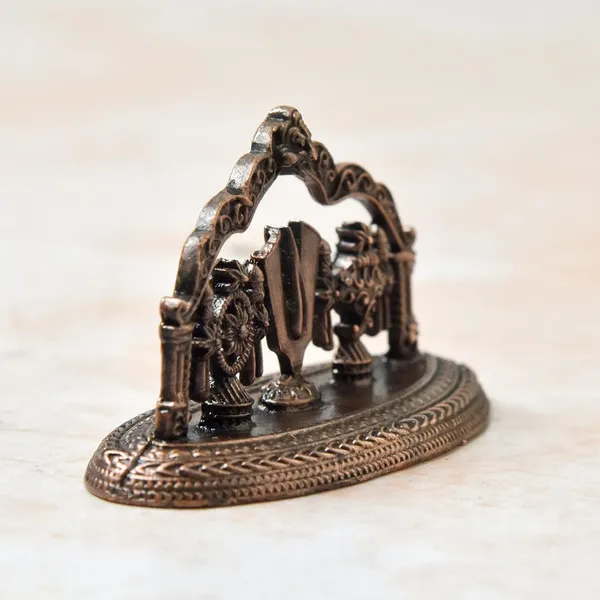 Decor_Copper_Idols_India,_1.5_inches,_Copper_Handmade_Shanku_Chakra_Namah_Showpiece,_60_Grams,_Patina_Antique_Finish,_Pack_of_1_Piece