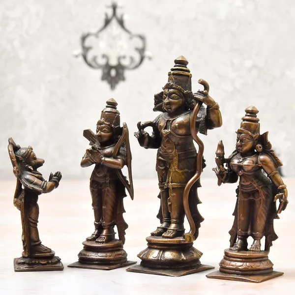 _4.5_inches,_Copper_Handmade_Ram_Parivar_Idol,_700_Grams_,_Patina_Antique_Finish_,_Pack_of_1_Set