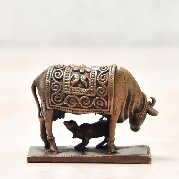 _1.25_inches,_Handmade_Copper_Cow_and_Calf_|_Kamadenu_|_Hasu_Karu_Idol,_90_Grams_,_Patina_Antique_Finish_,_Pack_of_1_Piece