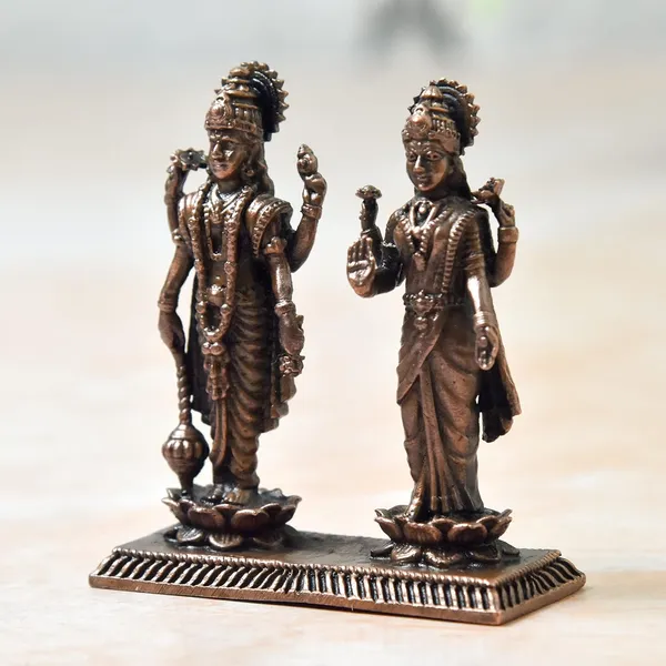 _2.5_inches,_Copper_Handmade_Standing_Vishnu_Lakshmi_Idol_,_90_Grams_,_Patina_Antique_Finish,_Pack_of_1_Piece