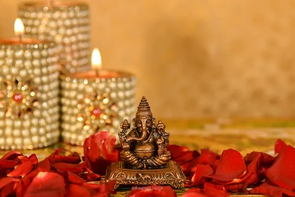 Decor_Copper_Handmade_Ganesha_2.1_inches_Sitting_Idol_Statue_Showpiece_for_Home_Temple_Decor_II_Office_Desk_II_Nice_Gift_Ideal_for_Good_Luck_Wishes_II