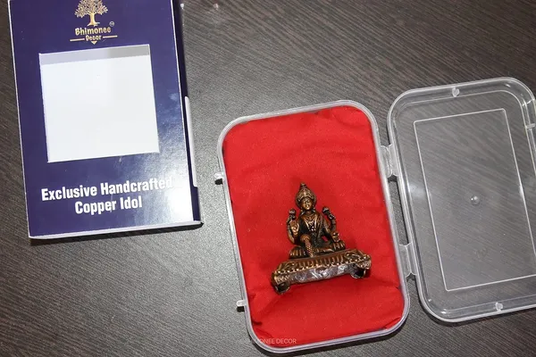 Decor_Copper_Handmade_Lakshmi_2.1_inches_Sitting_Idol_Statue_Showpiece_for_Home_Temple_Decor_II_Office_Desk_II_Nice_Gift_Ideal_for_Good_Luck_Wishes_II