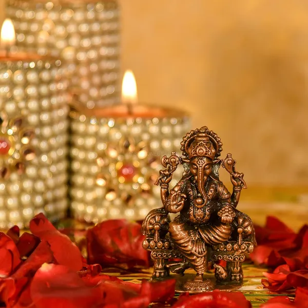 Decor_Copper_Handmade_Darbar_Ganesha_2.5_inches_Sitting_Idol_Statue_Showpiece_for_Home_Temple_Decor_II_Car_Dashboard_Decor_II_Office_Desk_II_Nice_Gift_Ideal_for_Good_Luck_Wishes_II