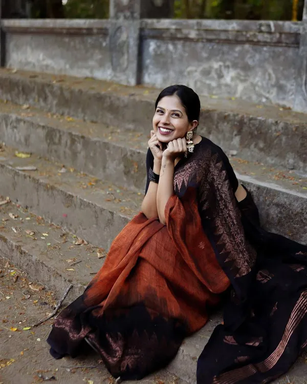 Orange_Woven_Kanjivaram_Banarasi_Jacquard_Sari