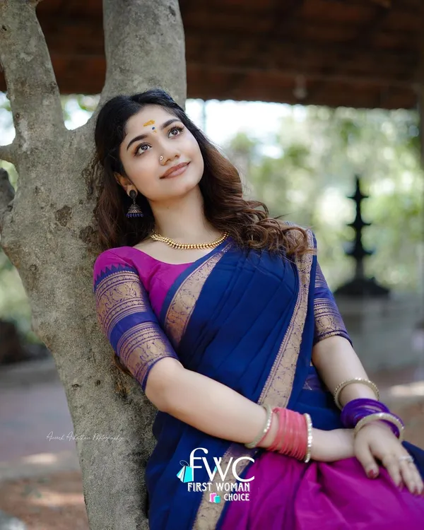 Kanjivaram_Silk_Zari_Half_Saree_Lehenga_With_Blouse_Along_With_Banarsi_Silk_Dupatta