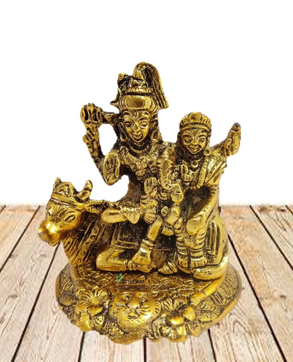 Shiva_Parvati_Ganesh_Karthikeya_sampurna_Shiv_parivar_Sitting_on_Nandi_with_trishul_Figurine_Metal_gold