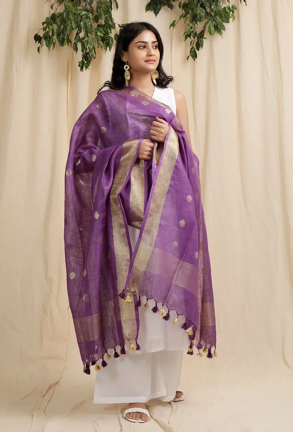 Gold_Zari_Handloom_Linen_Weaving_Motif_Dupatta_for_women's_(Purple)