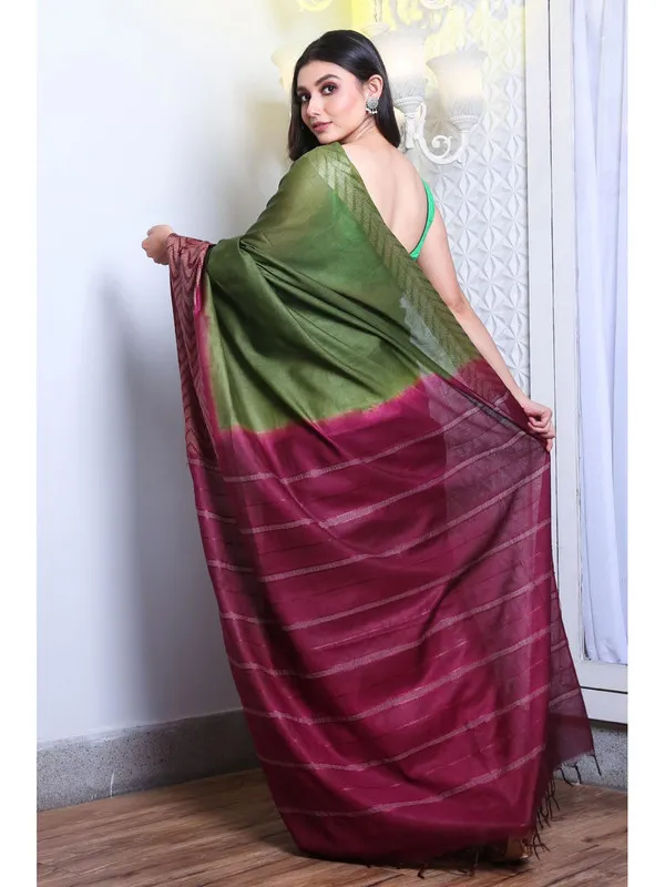 Semi_Tussar_Silk_Handloom_Two_Dye_Bhagalpuri_Saree_(Chalaat_Green_&_Claret_Magenta)