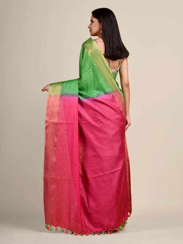 Handloom_Tussar_Munga_Silk_Two_Dye_Handloom_Blend_Saree_(Kelly_Green_&_Cerise_Pink)